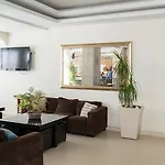 מלון דירות Zante Plaza &