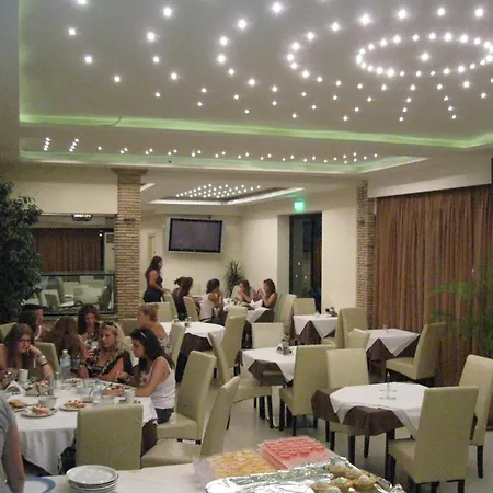 Zante Plaza &