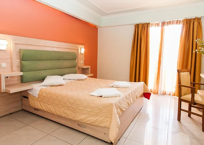 Zante Plaza & Apartmanhotel Laganász