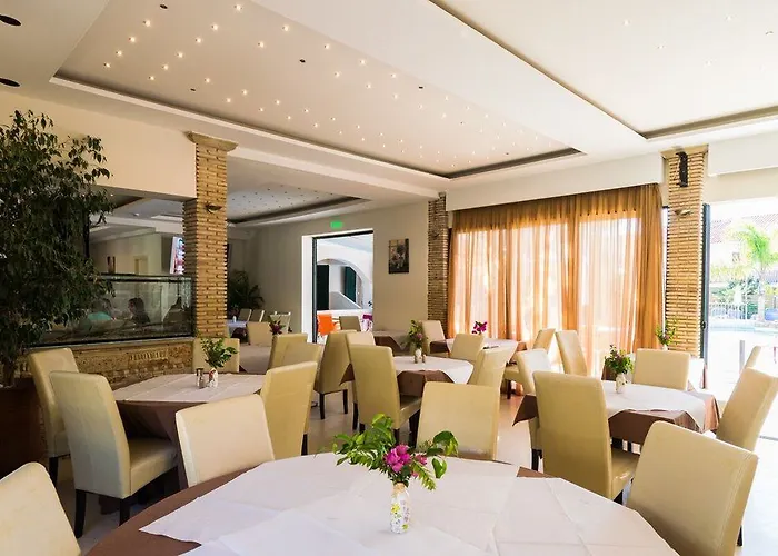 Aparthotel Zante Plaza & 3*