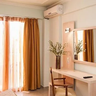 Zante Plaza & Laganász