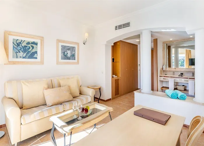 Apartmanhotel Zante Plaza & Laganász