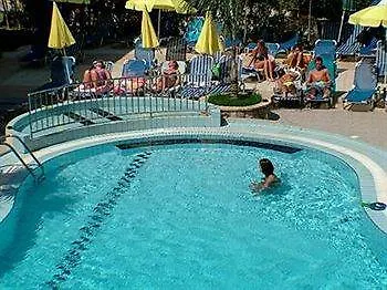 아파트호텔 Zante Plaza &