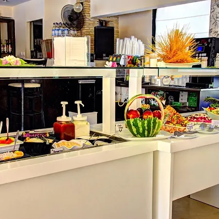 Zante Plaza & Lägenhetshotell