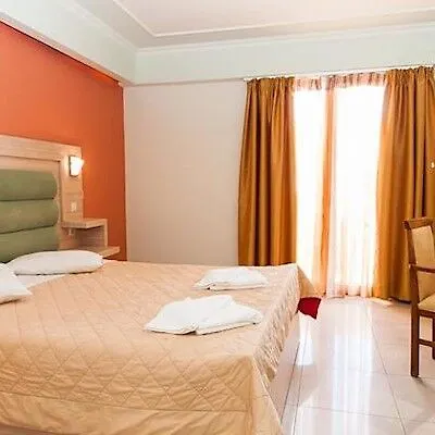 Zante Plaza & 3* 라가나스